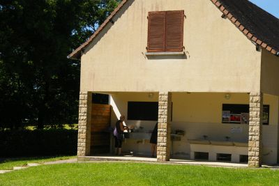 batiment vaisselle.JPG