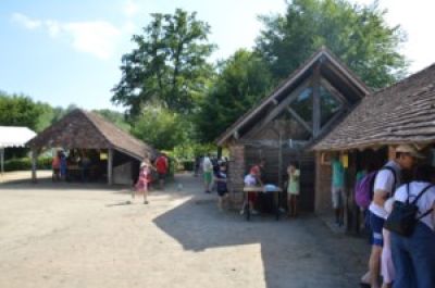 sortie musee de la terre a puycheny.JPG
