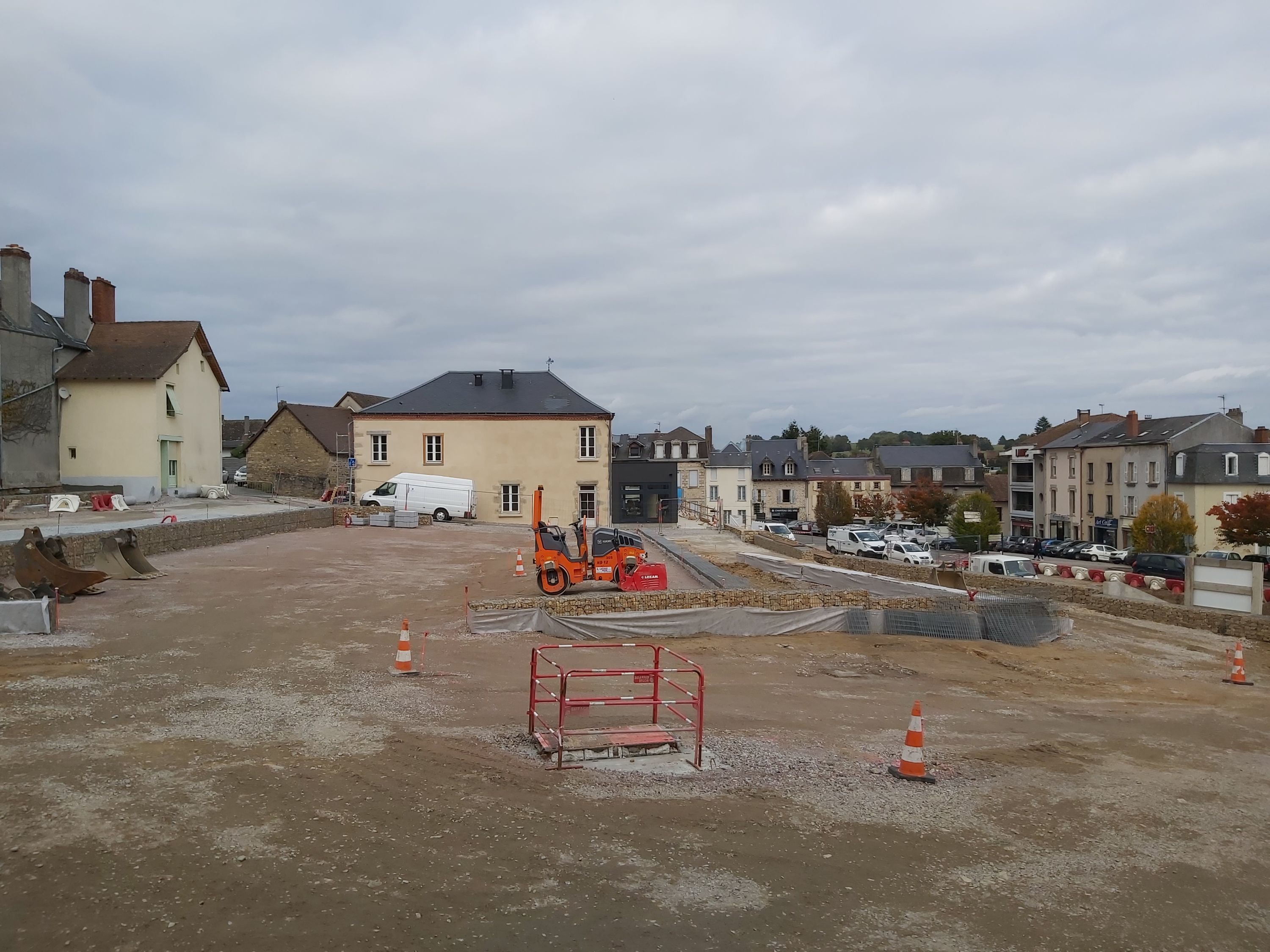 bourg 2.jpg